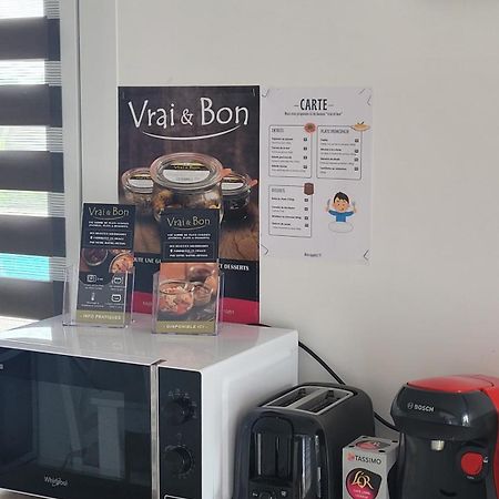 Gite Le Petit Doue Bressuire Exterior photo